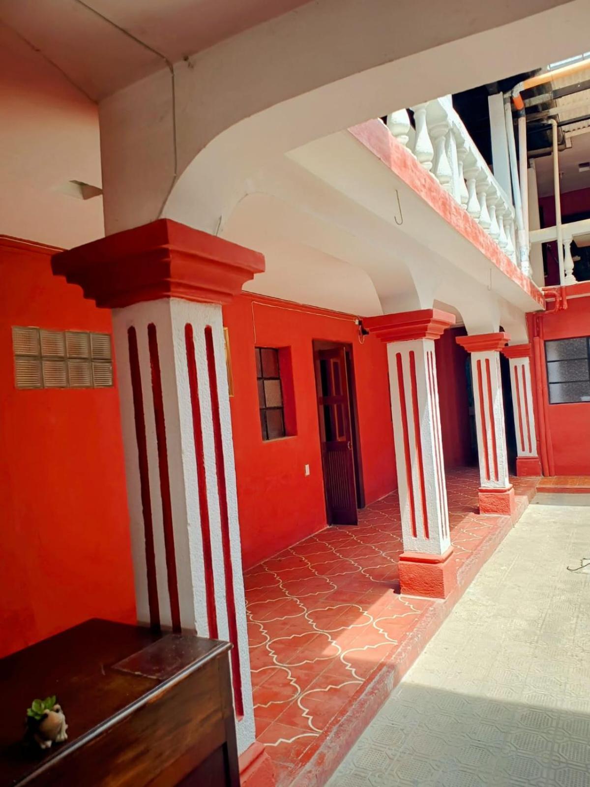Cristales De Antigua La Calzada Hotel Exterior photo
